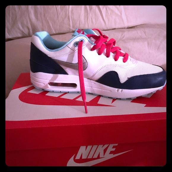 Brand new Air Max