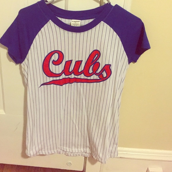 Chicago Cubs Victoria's Secret T-shirt