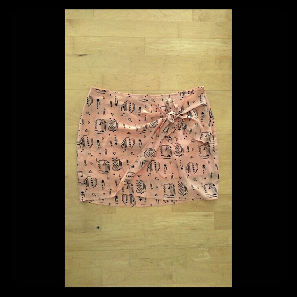 Tribal mini skirt with tie
