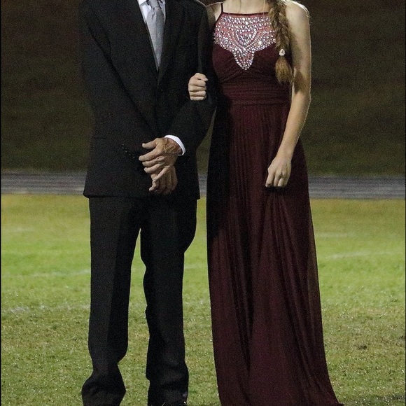 DARK RED PROM DRESS