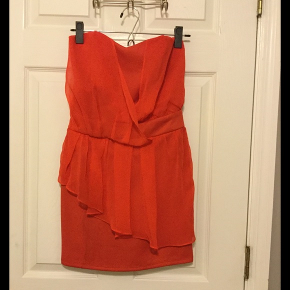 Sexy red strapless mini dress