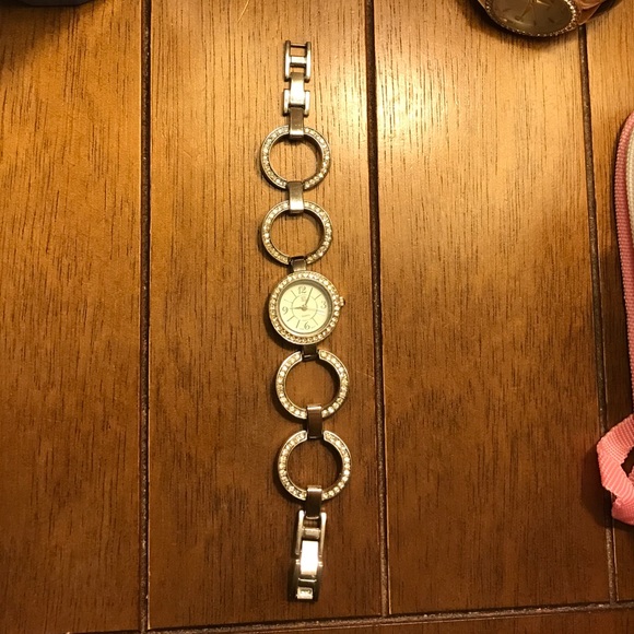 Watch - Picture 2 of 4