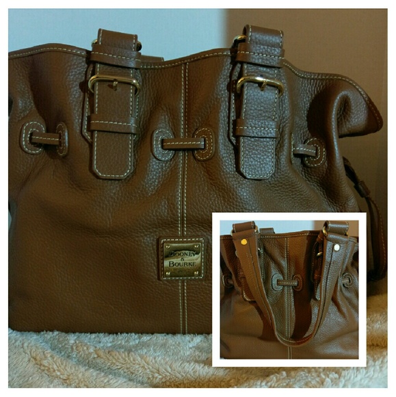 Large Dooney and Bourke Bag make an offer!