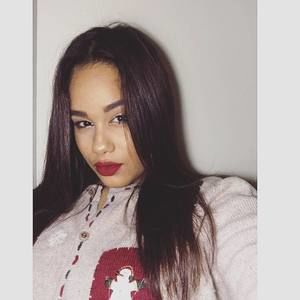 Meet your Posher, Mercedez