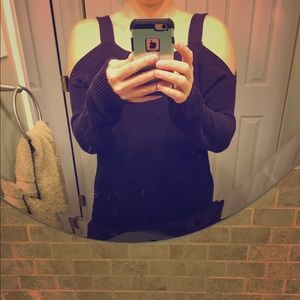 Justfab cold shoulder sweater Purple -M