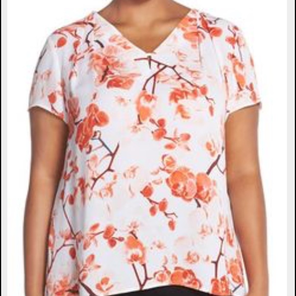Gently used sejour printed floral blouse