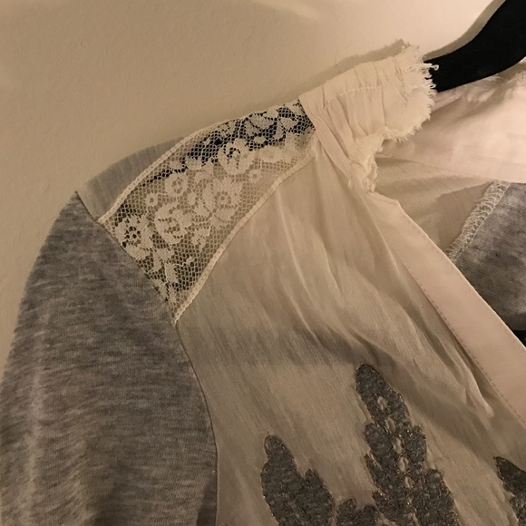 Anthropolgie detailed button down - Picture 3 of 5