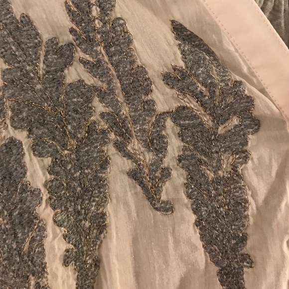 Anthropolgie detailed button down - Picture 4 of 5