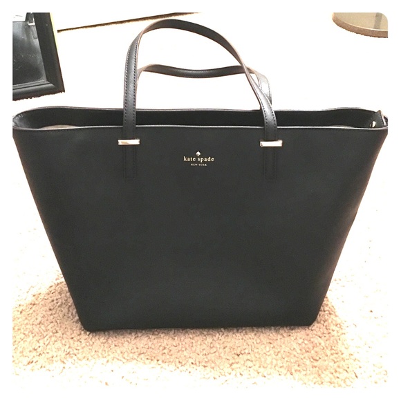 black cedar street medium harmony tote