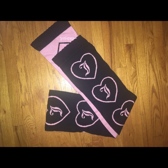 Juicy Couture Reversible pink and black Scarf