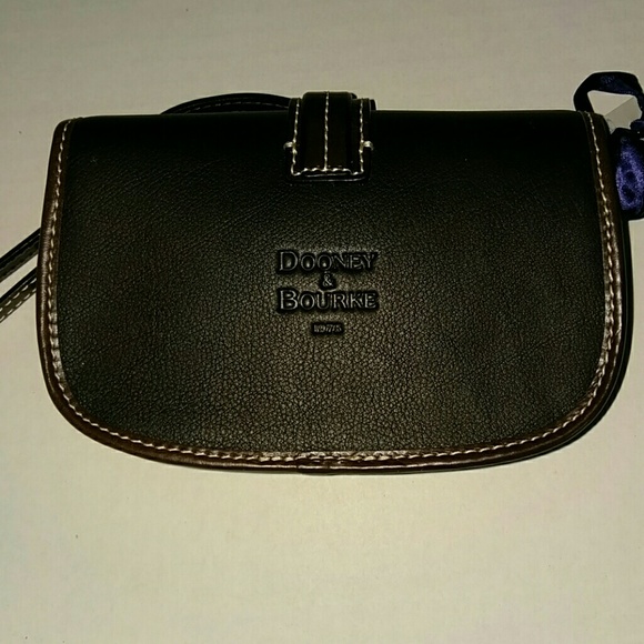 Dooney and Bourke Wristlet [final price]