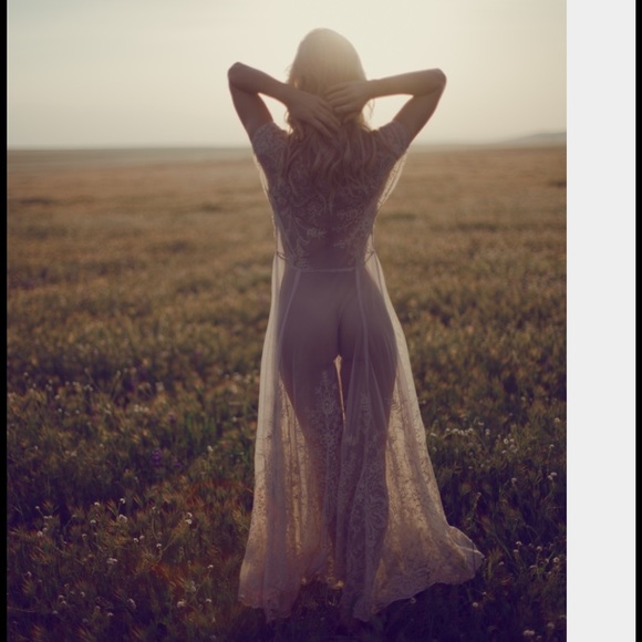 4 love and liberty mesh dress - Picture 2 of 8