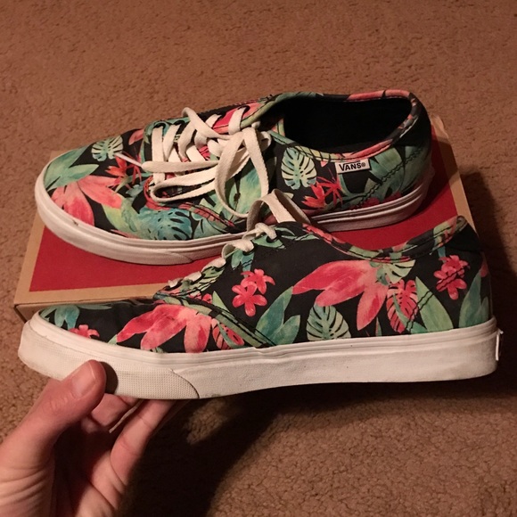 NEW Tropical VANS - Picture 3 of 3