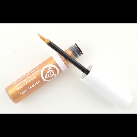 *New* Gold Metal - Mary Kay bold fluid eyeliner