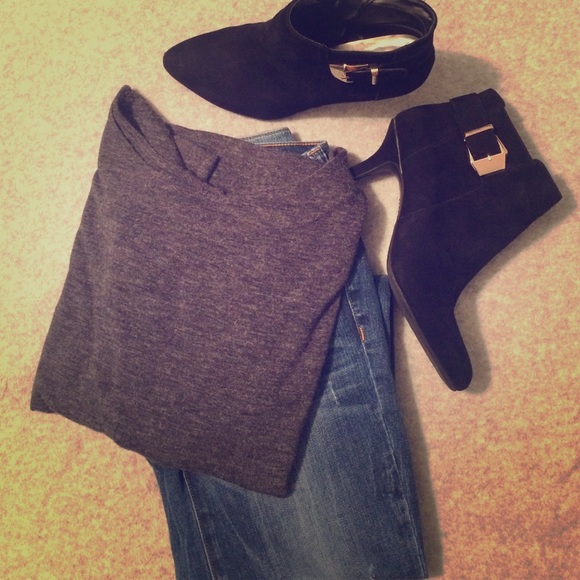 Loft gray sweater XS