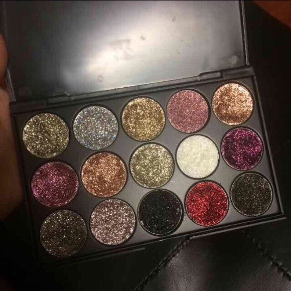 Other - Golden pressed glitter