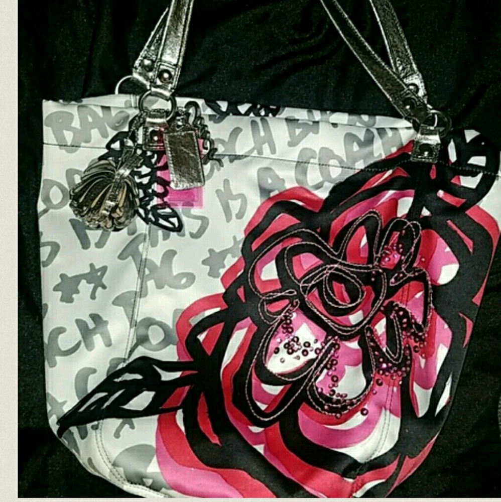 Coach Poppy Floral flower Graffitti Bella Tote