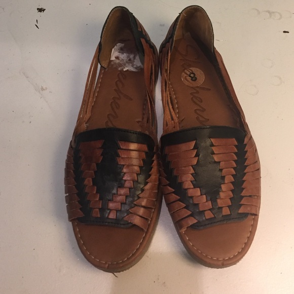 Sketchers huarache sandals