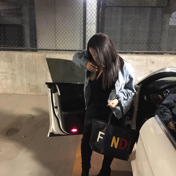 Meet your Posher, Zae