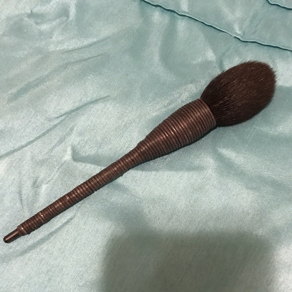 Yachio style makeup brush
