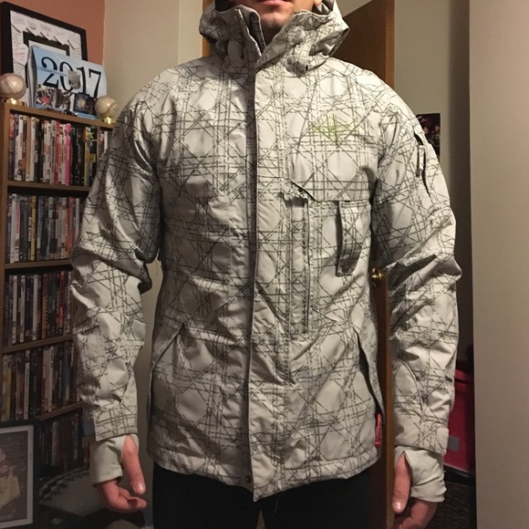 686 Men's ski/snowboard jacket.