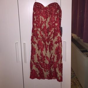 Gorgeous and totally glam strapless dress!!