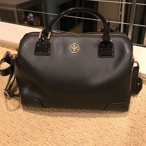 Tory Burch Handbags - Tory Burch Robinson Satchel