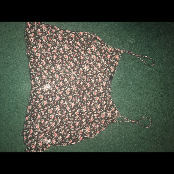 Floral flowy crop top