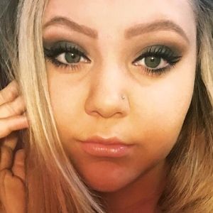 Meet your Posher, Kaitlyn