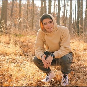 Meet your Posher, Brett