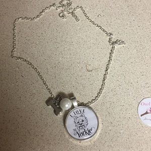 Pendant necklace