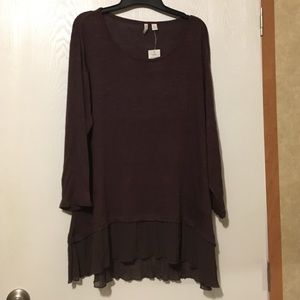 3/4 sleeve ruffle tunic