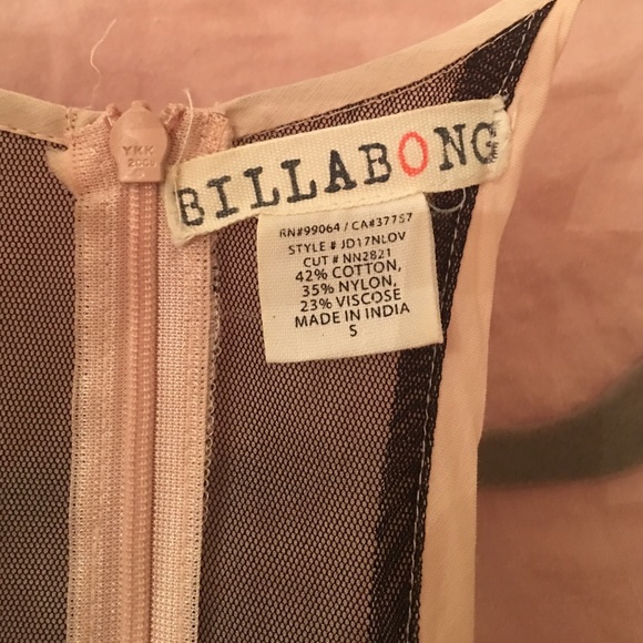 Billabong dress - Picture 3 of 3