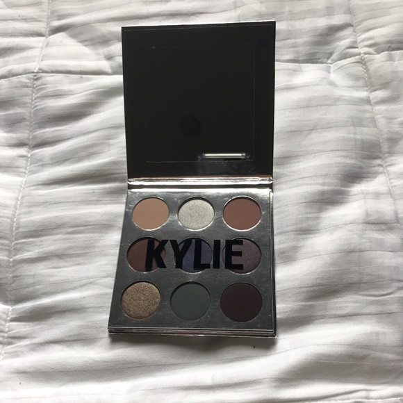 SOLD - Picture 3 of 4