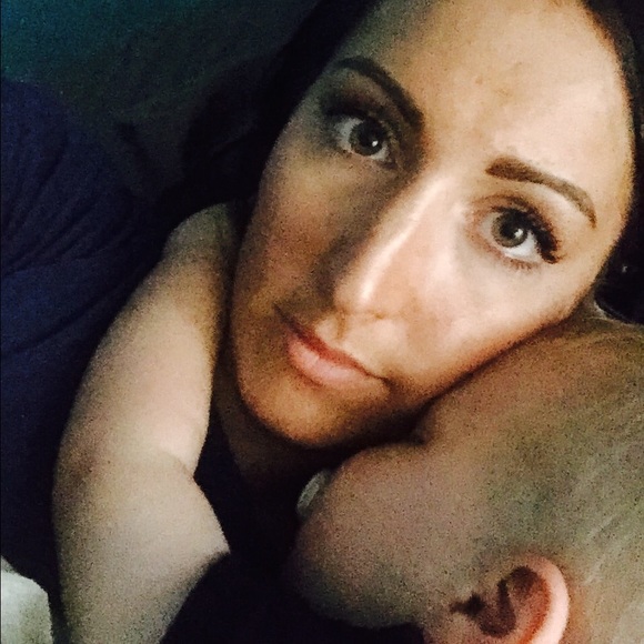 Meet your Posher, Natalie - Picture 2 of 2