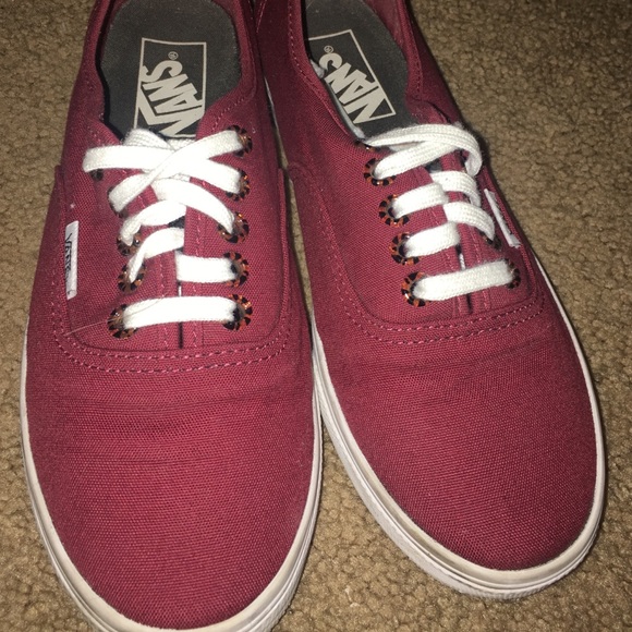 Vans - Picture 3 of 3