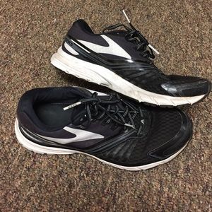 Brooks Launch shoes