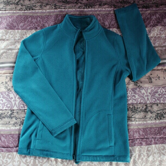 💜 Blue Reversible Jacket - Picture 4 of 7