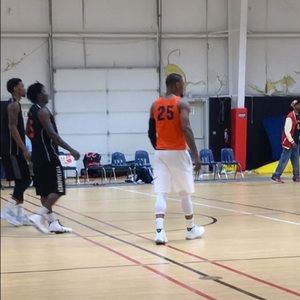 Meet your Posher, Tevin