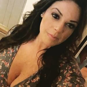 Meet your Posher, Noelle