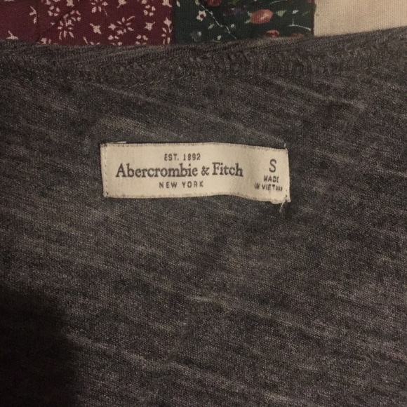 Abercrombie & Fitch tee - Picture 2 of 2