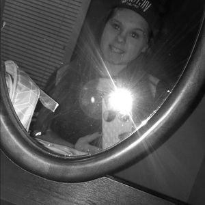 Meet your Posher, Alyssa