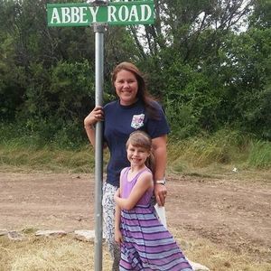 Meet your Posher, Abbey