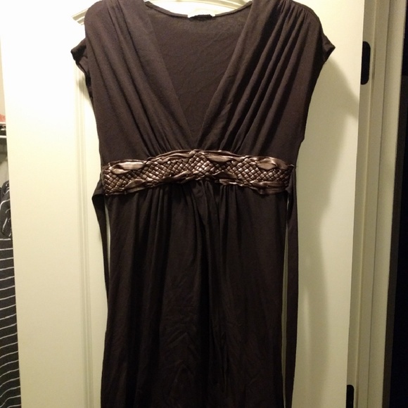 Brown short sleeve dress