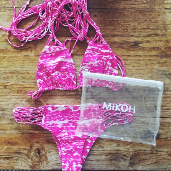 Mikoh Swimwear Coconut Print Crochet Set + Bag