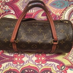 Authentic LV Papillon Purse👜
