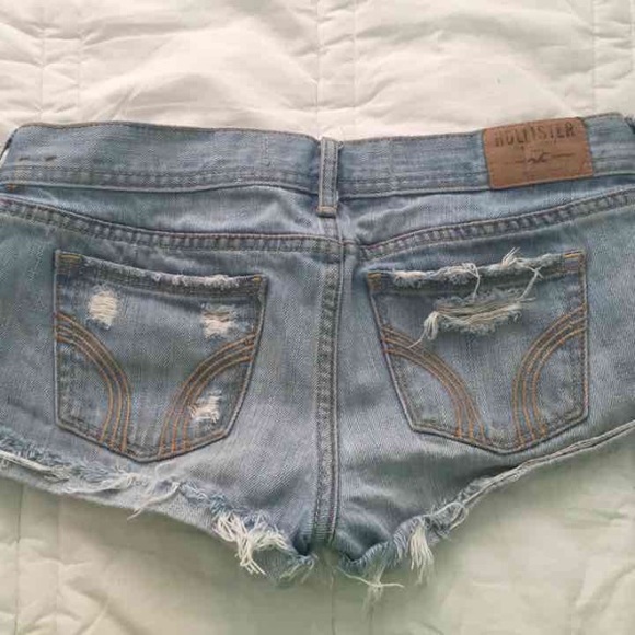 HOLLISTER jean shorts - Picture 3 of 3