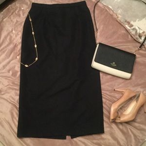 Ankle length, lined skirt