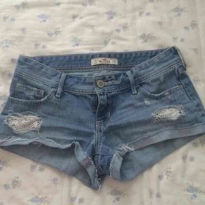 HOLLISTER Jean shorts