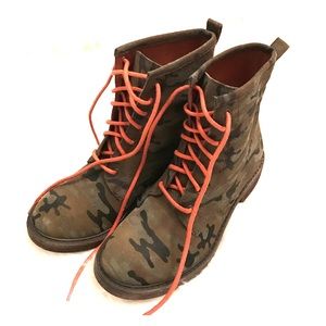 NWOB Lucky Brand Camo Combat Boots